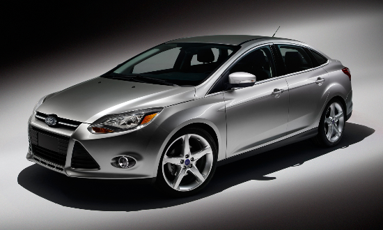 Ford Focus: Xe được trang bị động cơ EcoBoost 1.0L và là một trong những dòng xe thích hợp nhất cho gia đình. Nếu mua theo hình thức trả góp, mỗi tháng bạn phải trả khoảng hơn 80 triệu đồng.