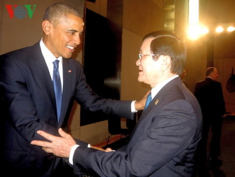 Chủ tịch nước gặp Tổng thống Hoa Kỳ Obama.