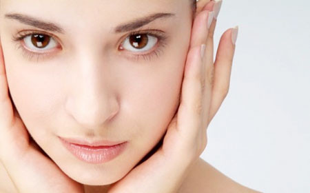 Sử dụng viên nang như thế nào cho hiệu quả? Nên dùng viên nang collagen dạng thủy phân, dùng mỗi ngày. Nên uống trước khi đi ngủ và sau khi ăn 90 phút, khi đó bao tử đói và cơ thể bạn đi vào trạng thái buồn ngủ, đây là trạng thái hoàn hảo nhất trong quá trình cơ thể bạn hấp thu collagen ở điều kiện tốt nhất.