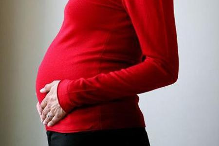 Sau khi đã nạo trứng, vẫn có nhiều nguy cơ tái phát ở lần mang thai tiếp theo, hoặc xuất hiện nhân di căn. Có khoảng 15% thai trứng lành tính đã biến chứng thành khối u ác tính và có thể lây lan sang các bộ phận khác của cơ thể.