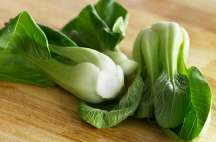 Không lưu trữ rau tươi quá lâu. Mua đến đâu dùng đến đó để tránh tình trạng rau héo úa, vừa không ngon lại ảnh hưởng xấu đến sức khỏe.