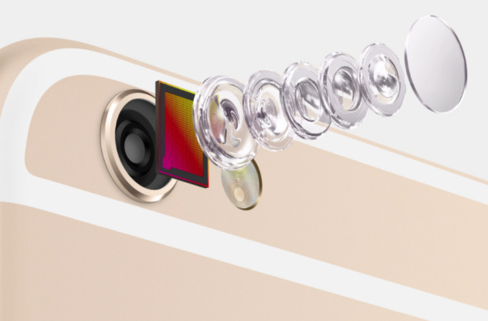 iPhone 6 là smartphone có camera tốt nhất. Theo Business Insider, trong từng bài thử nghiệm đối đầu, iPhone 6 đều chứng tỏ vượt trội hơn các sản phẩm đối thủ.