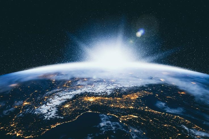 Một số sự kiện thiên tai như động đất tại Nhật Bản năm 2011 cũng có thể rút ngắn ngày, dù chỉ khoảng vài micro giây.