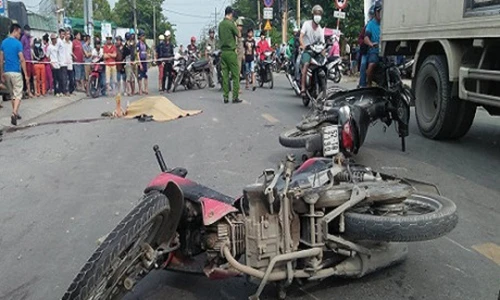Những vụ tai nạn giao thông thảm khốc tuần qua (11-16/9)