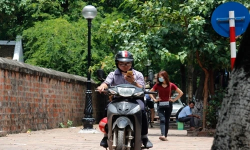 Nhiều người vẫn trêu ngươi tử thần để săn Pokemon