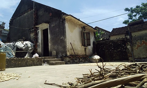 Ảnh: Cảnh khốn khó của người bị đánh oan vì nghi bắt cóc trẻ em ở HN