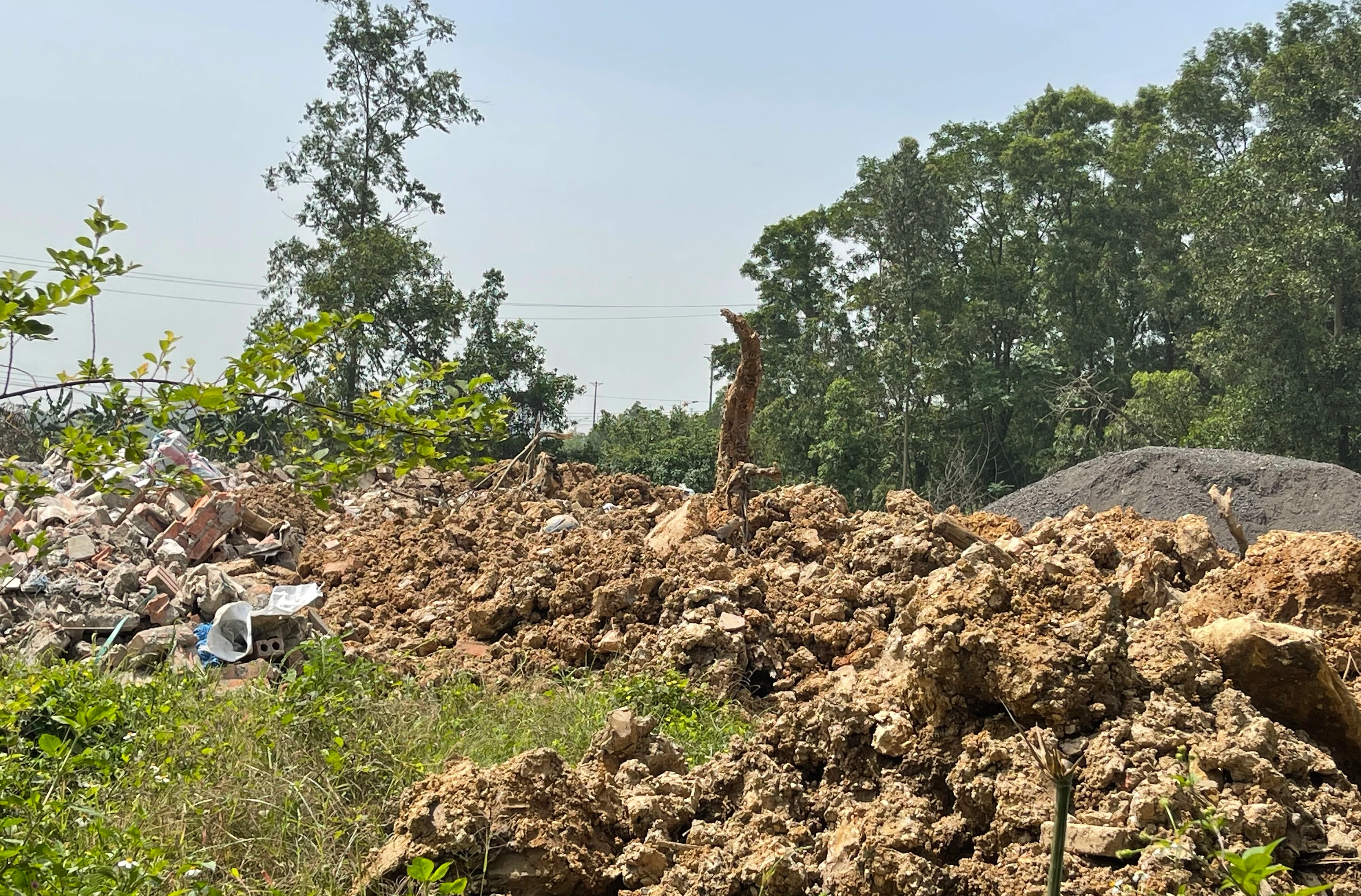 Hà Nội: Ngăn chặn san lấp đất trái phép ở Sài Sơn