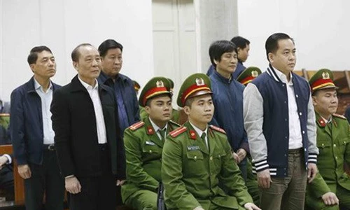 Toàn cảnh phiên xét xử 2 nguyên Thứ trưởng Công an sáng nay