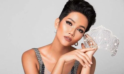 Nóng: H'Hen Niê thừa nhận đang yêu "bạn trai hơn 3 tuổi"