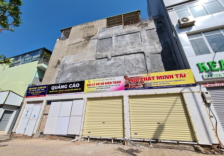 Kỳ dị hàng loạt ngôi nhà "siêu mỏng" ở đường Trường Chinh