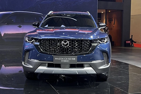 Mazda CX-50 Hybrid 2023 chính thức ra mắt, "sát vách" Việt Nam 