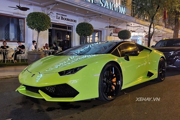Lamborghini Huracan 15 tỷ, màu độc nhất Việt Nam bất ngờ “lột xác”