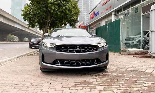 Chevrolet Camaro 2019 mui trần gần 3 tỷ đồng ở Hà Nội