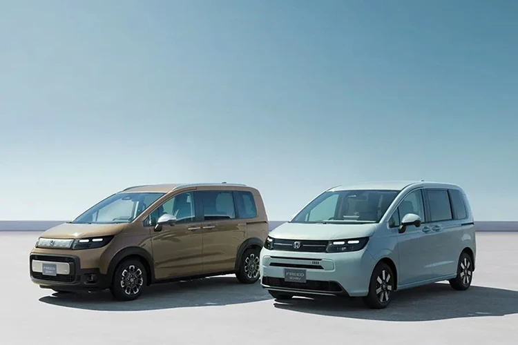 Honda Freed 2024 nâng cấp động cơ hybrid tiết kiệm xăng hơn