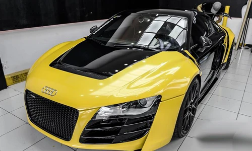 Siêu xe Audi R8 khủng nhất Việt Nam thay “áo mới”