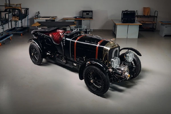 Bentley mất 40.000 giờ "phục sinh" tạo thủ công Blower 1929