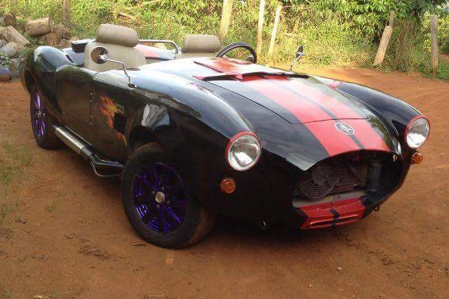 “Siêu xe” Shelby Cobra tự chế 100 triệu tại VN