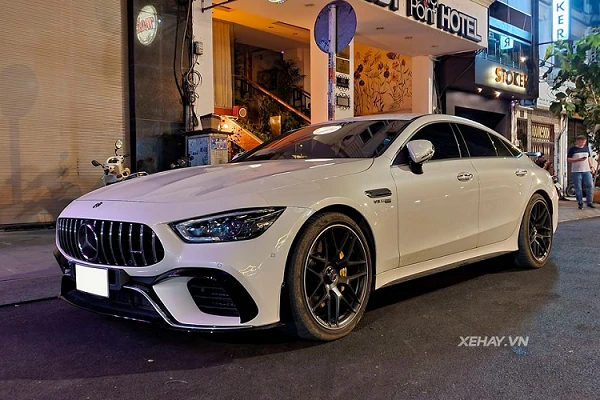 Mercedes-AMG GT 63S độc nhất tại Việt Nam mạnh hơn cả Lamborghini