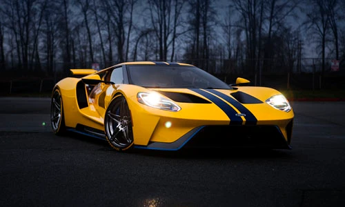 Siêu xe đua Ford GT "cực độc" với mâm PUR