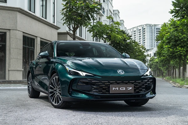 MG7 ế ẩm đại hạ giá, kéo giá bán xuống dưới 700 triệu đồng