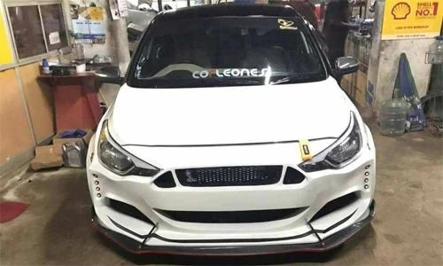 Xe ôtô giá rẻ Hyundai i20 độ bodykit "khủng" cơ bắp Mỹ