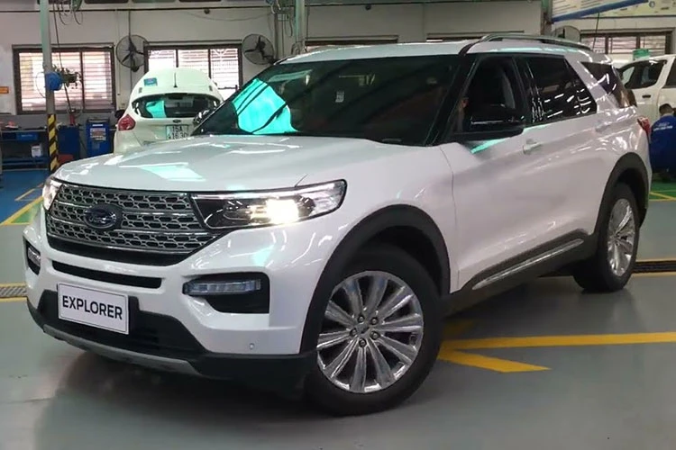 Ford Explorer 2022 về đại lý, giá lăn bánh tại Việt Nam gần 3 tỷ