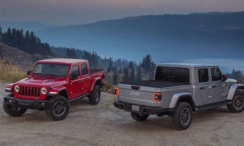 Bán tải địa hình Jeep Gladiator 2020 chính thức lộ diện
