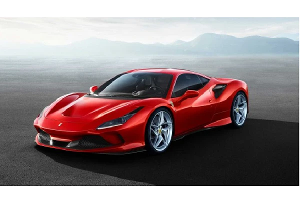 Siêu xe Ferrari F8 Tributo giành giải thưởng Sport Auto Awards