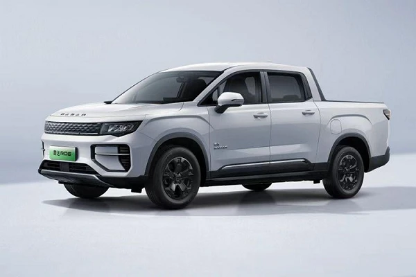 Bán tải điện Radar RD6 bỏ tính năng tự lái, rẻ hơn 112 triệu đồng