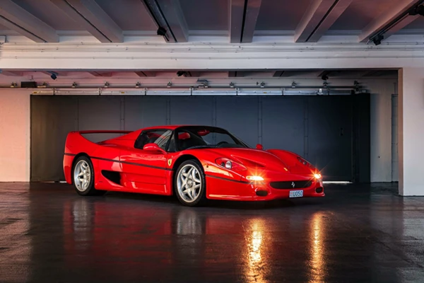 Ferrari F50 - “ngựa hoang" huyền thoại kế thừa tinh hoa từ đường đua F1