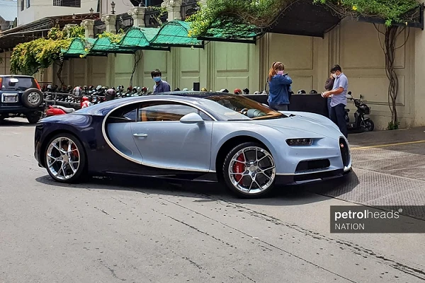 Bugatti Chiron triệu đô ra biển số "kịch độc", sát vách Việt Nam