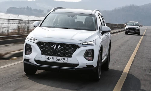 Hyundai SantaFe 2019 tại Việt Nam bị cắt bỏ những gì?