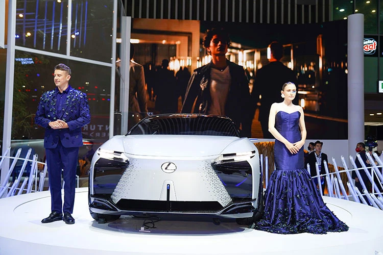 Lexus LF-Z với thiết kế vượt thời đại lần đầu tiên đến Việt Nam