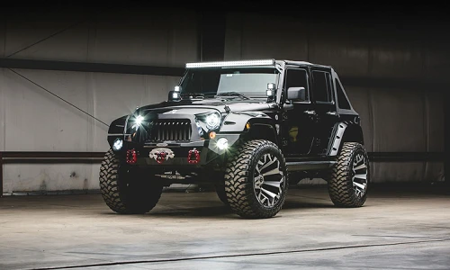 Jeep Wrangler hóa thành chiến binh trong vỏ bọc off-road
