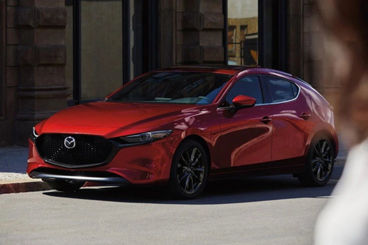 Mazda3 2023 từ 527 triệu đồng có gì để "đấu" Hyundai Elantra?