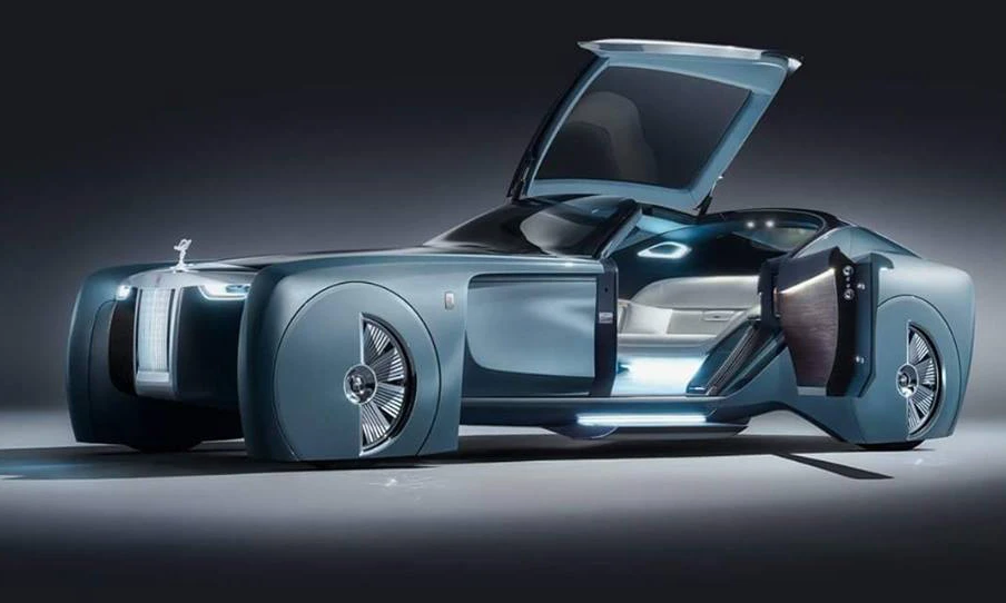 Xem siêu xe sang Rolls-Royce “tiến hoá” sau 100 năm