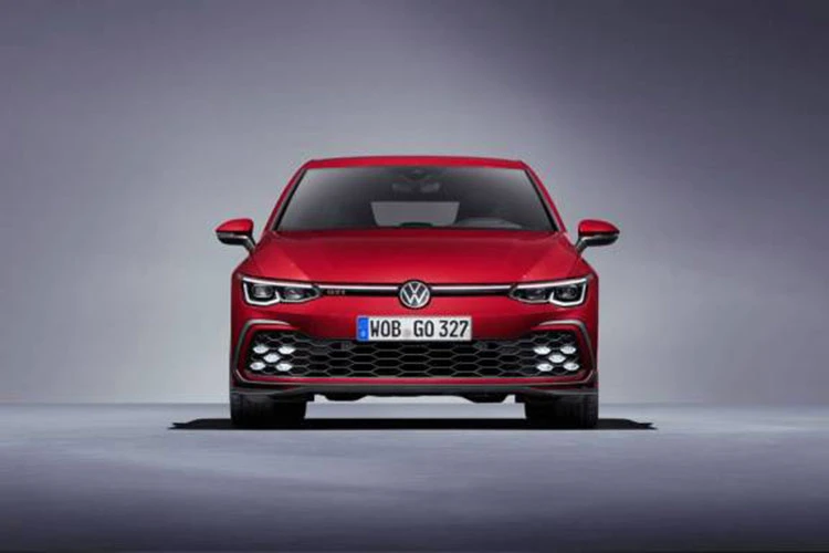 Volkswagen Golf GTI 2022 từ 702 triệu đồng tại Mỹ, "đấu" Mazda3