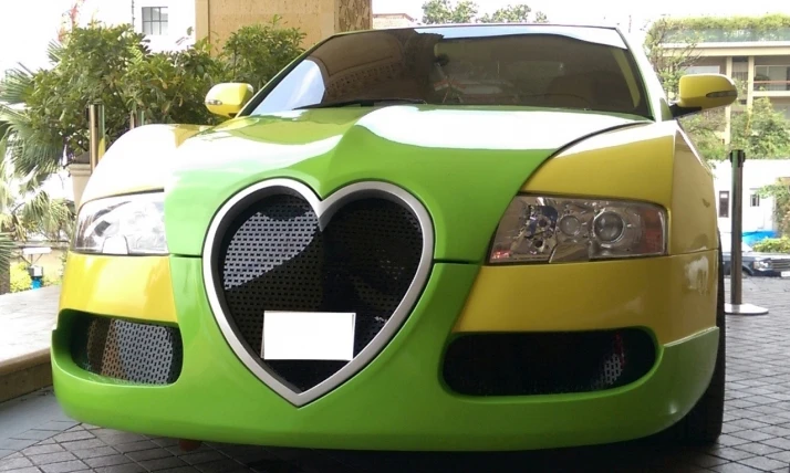 Honda Accord "khoác áo" ông hoàng tốc độ Bugatti Veyron