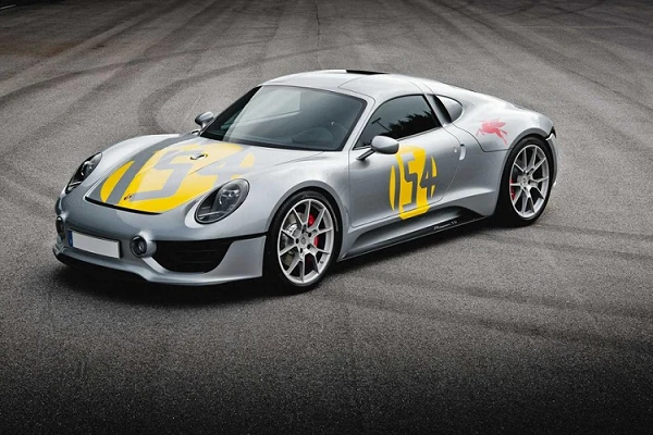 Siêu xe Porsche Le Mans Living Legend động cơ V8 "kịch độc"