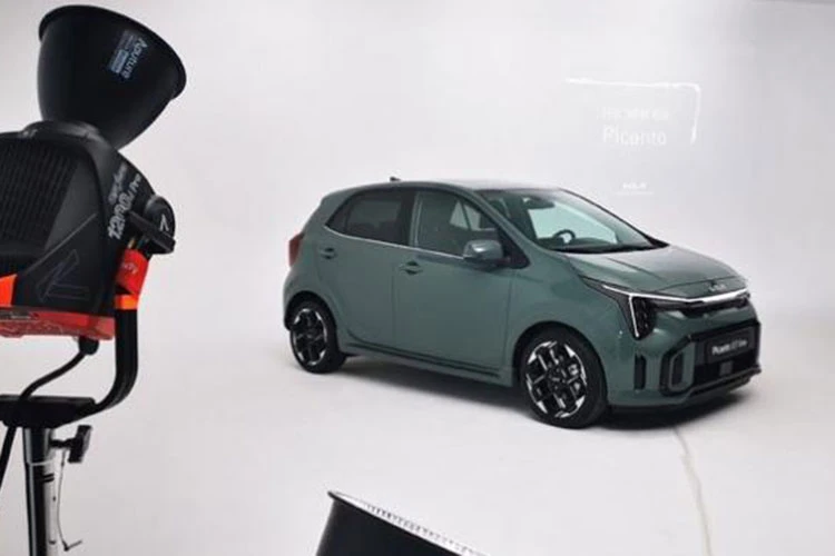 Kia Morning 2023 ra mắt bản nâng cấp thể thao nhưng "cải lùi"