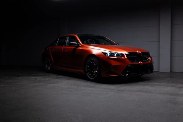 BMW M5 “độc bản” ra mắt tại Pebble Beach Concours d’Elegance