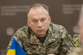 Đằng sau việc Tổng thống Ukraine cách chức Tổng tư lệnh quân đội Syrskyi