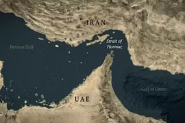Căng thẳng leo thang gần eo biển Hormuz