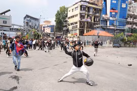 Biểu tình bạo lực ở Nepal, hàng trăm người thương vong