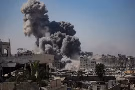 Israel tấn công dữ dội thành phố Gaza