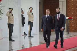 Thông tin vụ nổ ở Damascus giữa chuyến thăm Syria của Tổng thống Pháp