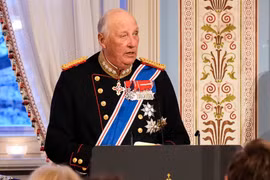 Vua Harald V của Na Uy nhập viện