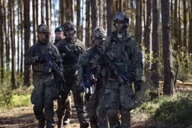 Đức từ bỏ ý định đưa quân đội tới Ukraine