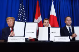 Tổng thống Trump ký thỏa thuận an ninh với Đan Mạch và Greenland