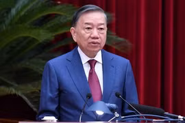 Bộ Chính trị: Không lợi dụng bảo vệ cán bộ dám nghĩ, dám làm để bao che tham nhũng